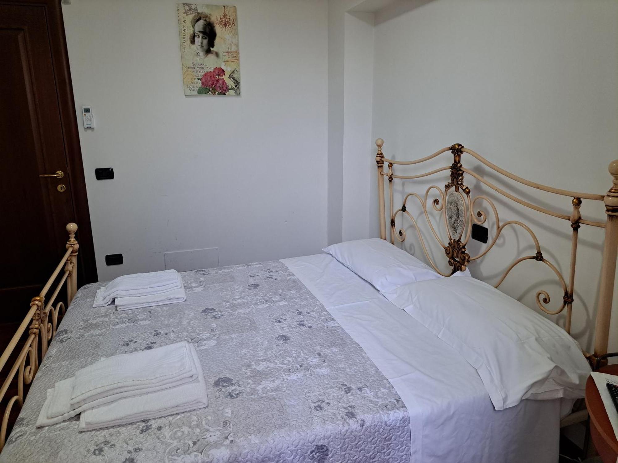 Tollo B & B Le Tre Rose المظهر الخارجي الصورة